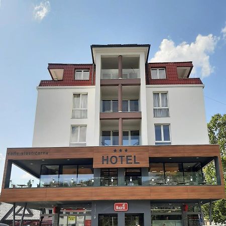 Motel Bajra ทราฟนิค ภายนอก รูปภาพ